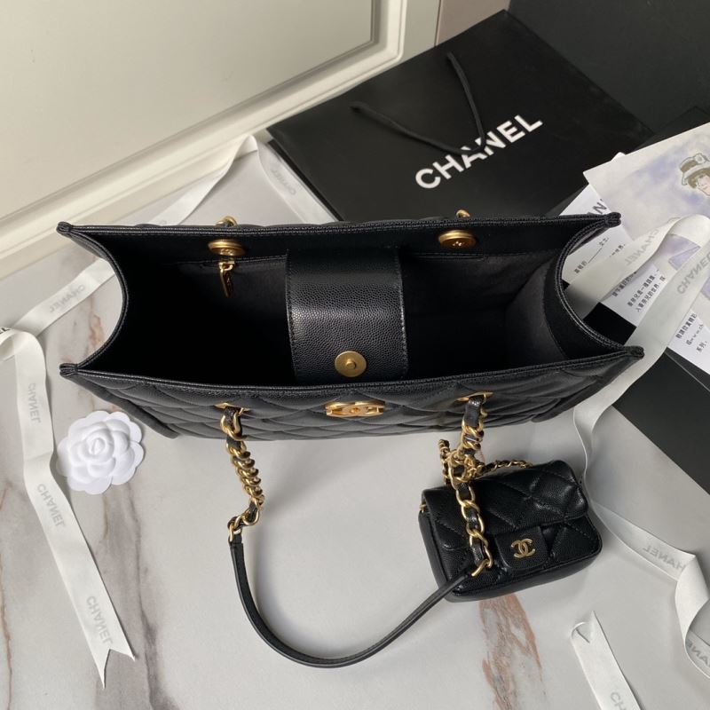 Ch**el shopping bags